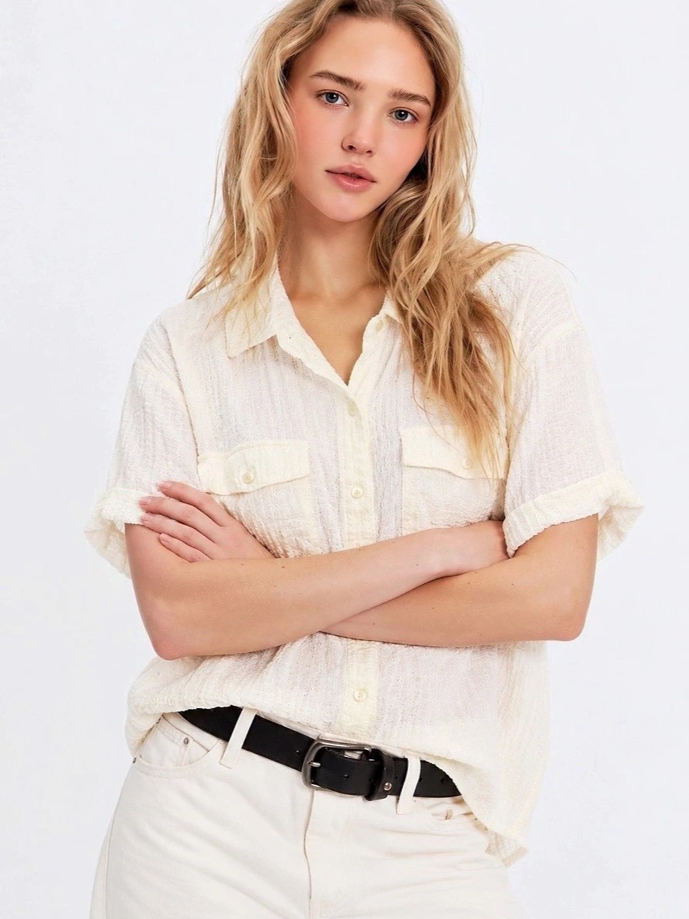 415. Jane + Delancey Short Sleeve Button Down in White Like New